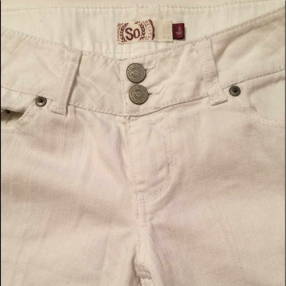 “SO” White Distressed Skinny Jeans